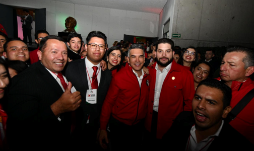 ¡El PRI va firme! Alejandro Moreno Cárdenas asegura que el partido no le teme al gobierno y se mantiene de frente en la batalla opositora