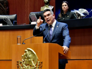 Alejandro Moreno exhibe simulación de Morena y exige semana laboral de cinco días