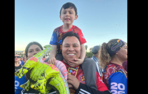 Arturo Yáñez participa en carrera “Nuestros Héroes” 2026 y respalda causa a favor de la niñez