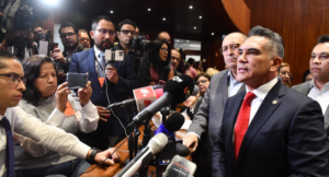 Alejandro Moreno acusa intento de control electoral y cuestiona reforma impulsada por Morena