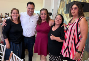 Arturo Yáñez reconoce el liderazgo de mujeres seccionales en celebración del Día de las Madres