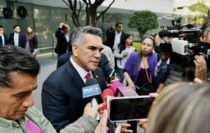 Alejandro Moreno pide evitar discursos políticos y fortalecer la cooperación internacional en seguridad