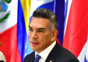 Alejandro Moreno señala que México requiere una postura firme ante los desafíos internacionales y migratorios